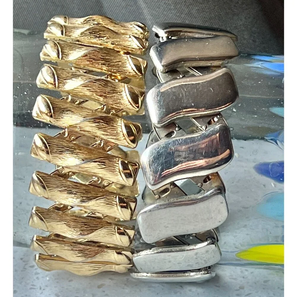 Lot Of 2 Gold Textured Silver-Tone Mid-Century Modern Stretch Bracelets Lot of 2